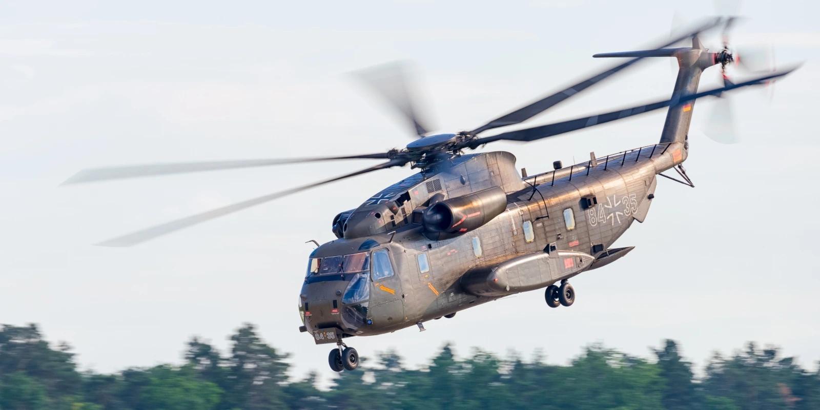 U.S. Army Reduces Helicopter Fleet to Boost Tiltrotor Investment